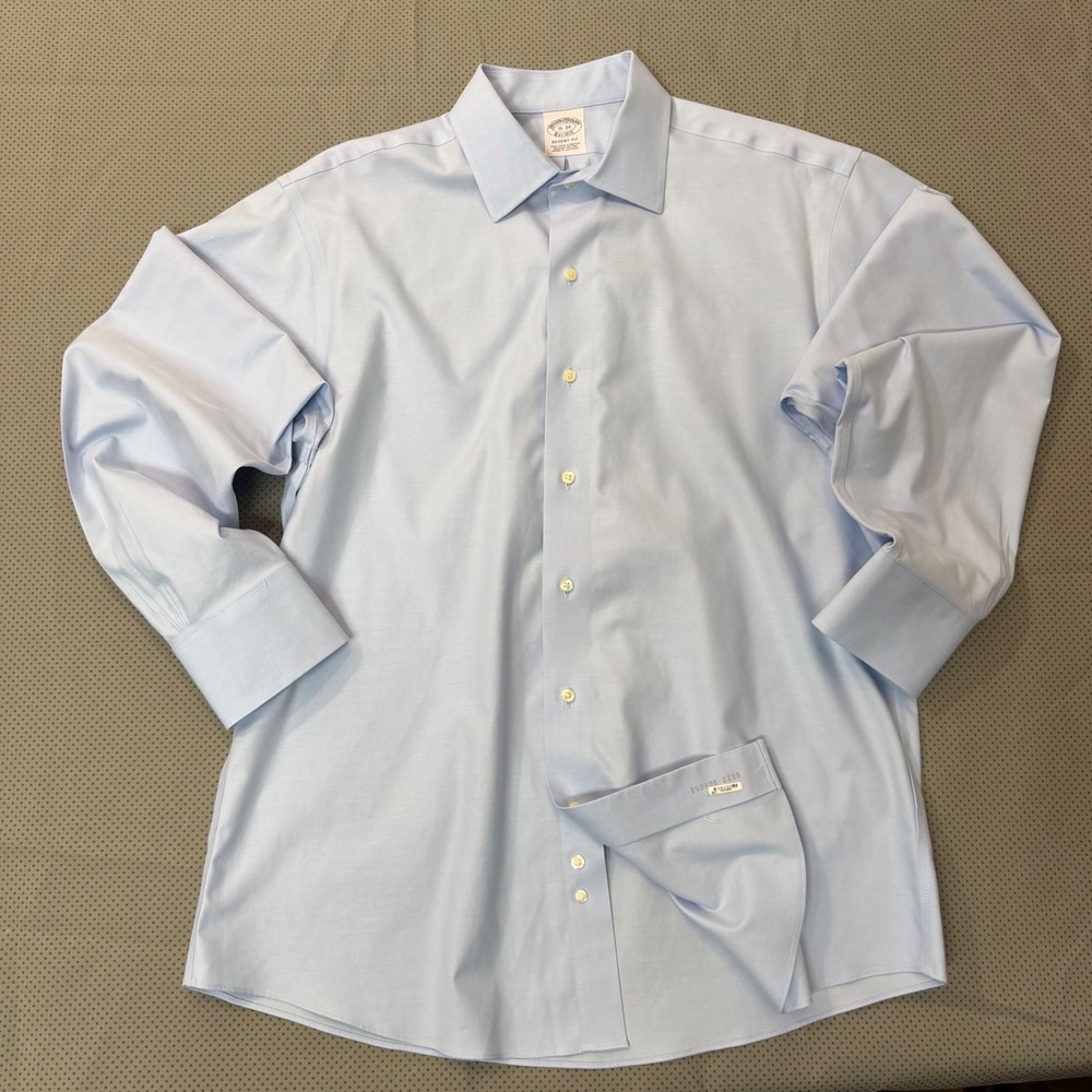 Brooks Brothers Dress Shirt 16/34 M Blue Regent Fit Supima Cotton Stretch Preppy